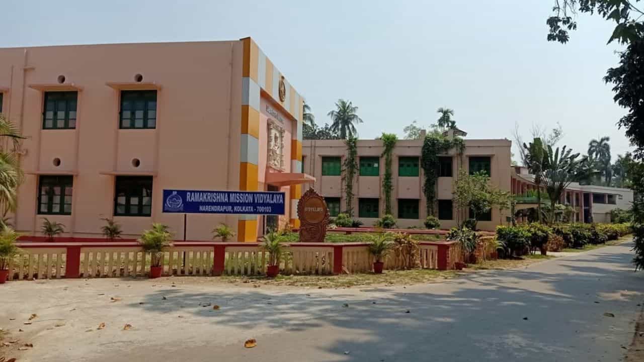 Ramkrishna Mission Ranking In HS: প্রথম দশে থাকা ৬৪ জনের ৩৫ জনই রামকৃষ্ণ মিশনের,শুধু নরেন্দ্রপুরেরই কতজন জানেন?