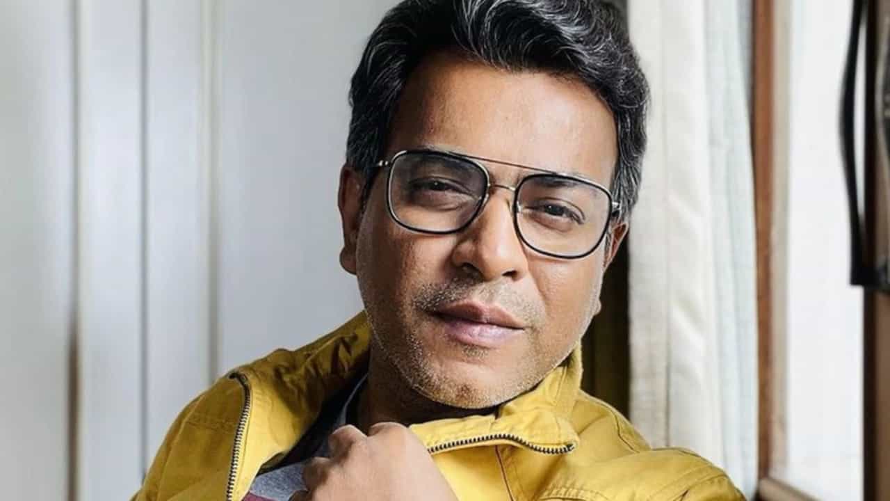 Rudranil Ghosh: বিজেপি জিততেই রুদ্রনীলের বাড়িতে গেলেন কোন কোন সেলেব?