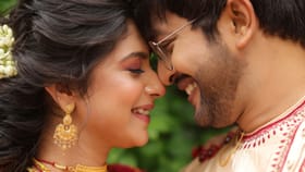 এনগেজড! বাগদান সারলেন সৌরভ-শুভস্মিতা