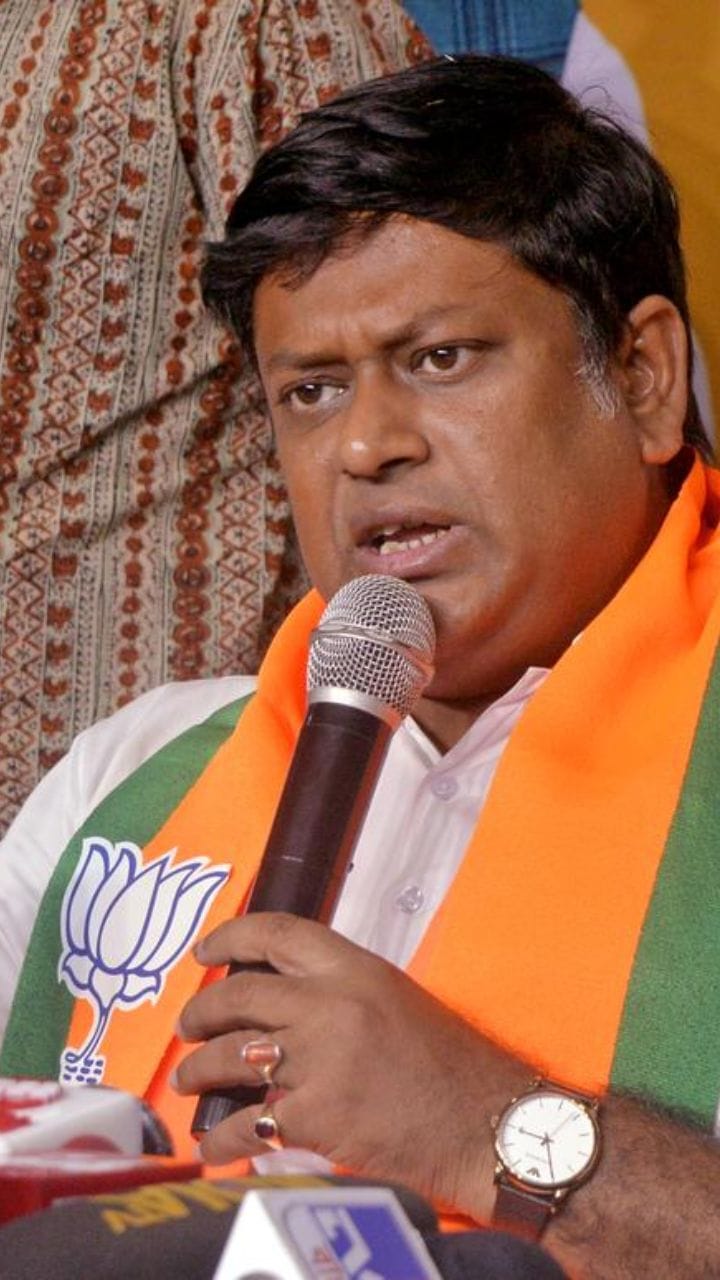 ...নির্দেশ দিয়েছি BJP-র ঝান্ডা খুলে TMC-র ঝান্ডা লাগাতে: সুকান্ত