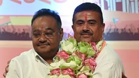 আর ৭-৮ সন্তান নয় বাংলায়, বড় পদক্ষেপের পথে হাঁটতে পারে শুভেন্দুর সরকার