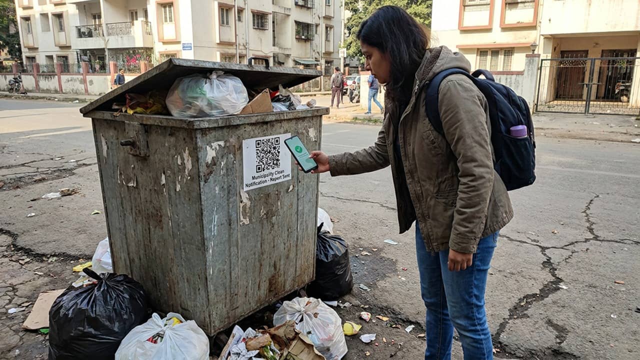 Suvendu launch Swachh app: উদ্বোধন হয়ে গেল স্বচ্ছ অ্যাপের, রাস্তায় ময়লা দেখলেই পাঠিয়ে দিন সরকারকে