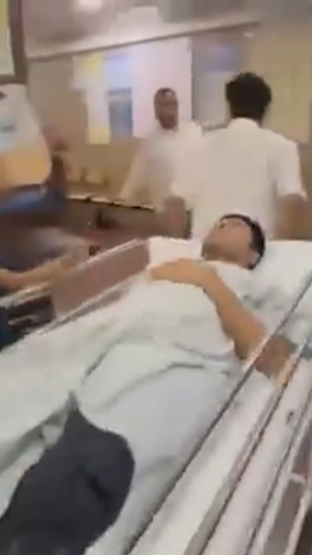 বেলভিউতেও ভর্তি নিল না, অভিষেককে কী কী পরামর্শ দিল চিকিৎসকরা?