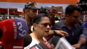 শুভেন্দু অধিকারীর বৈঠকে হাজির কাকলি ঘোষ দস্তিদার