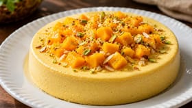 বাড়িতেই বানান রেস্তোরাঁ স্টাইলের ‘আম ভাপা দই’