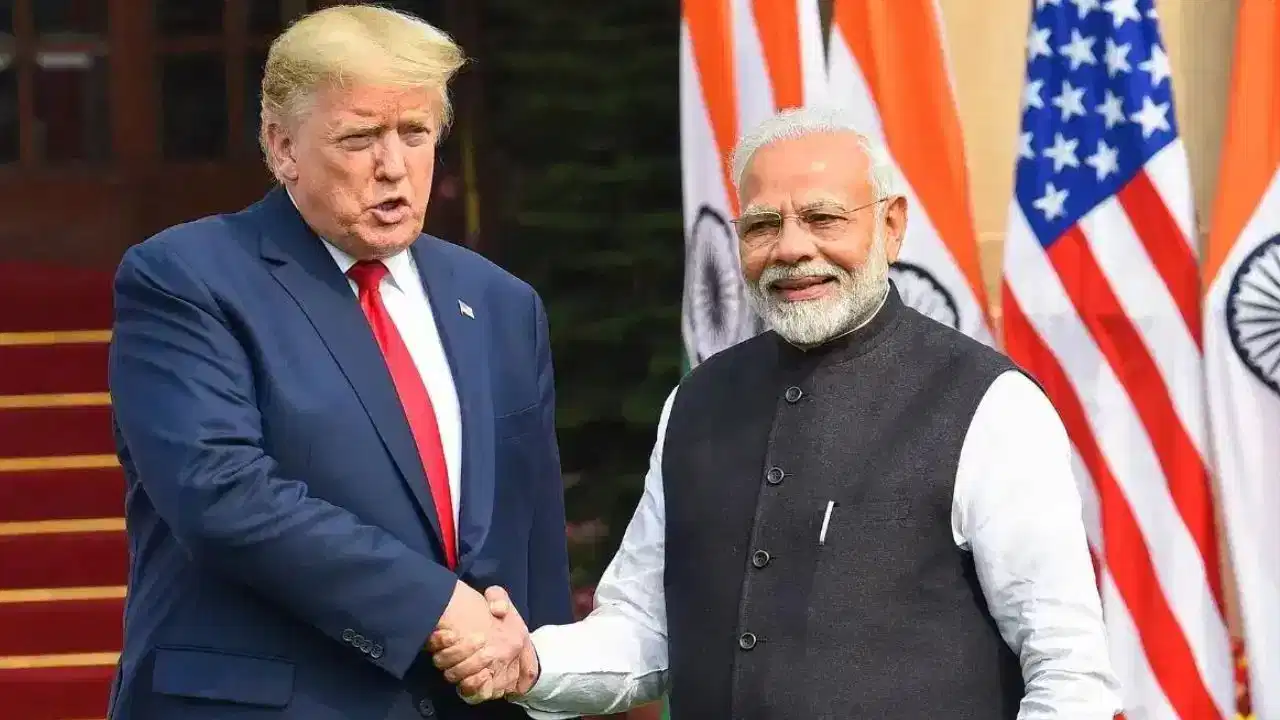 Donald Trump: 'প্রধানমন্ত্রী মোদীকে খুব ভালবাসি, ভারত যা চাইবে...', প্রশংসায় পঞ্চমুখ ট্রাম্প Donald Trump: 'প্রধানমন্ত্রী মোদীকে খুব ভালবাসি, ভারত যা চাইবে...', প্রশংসায় পঞ্চমুখ ট্রাম্প