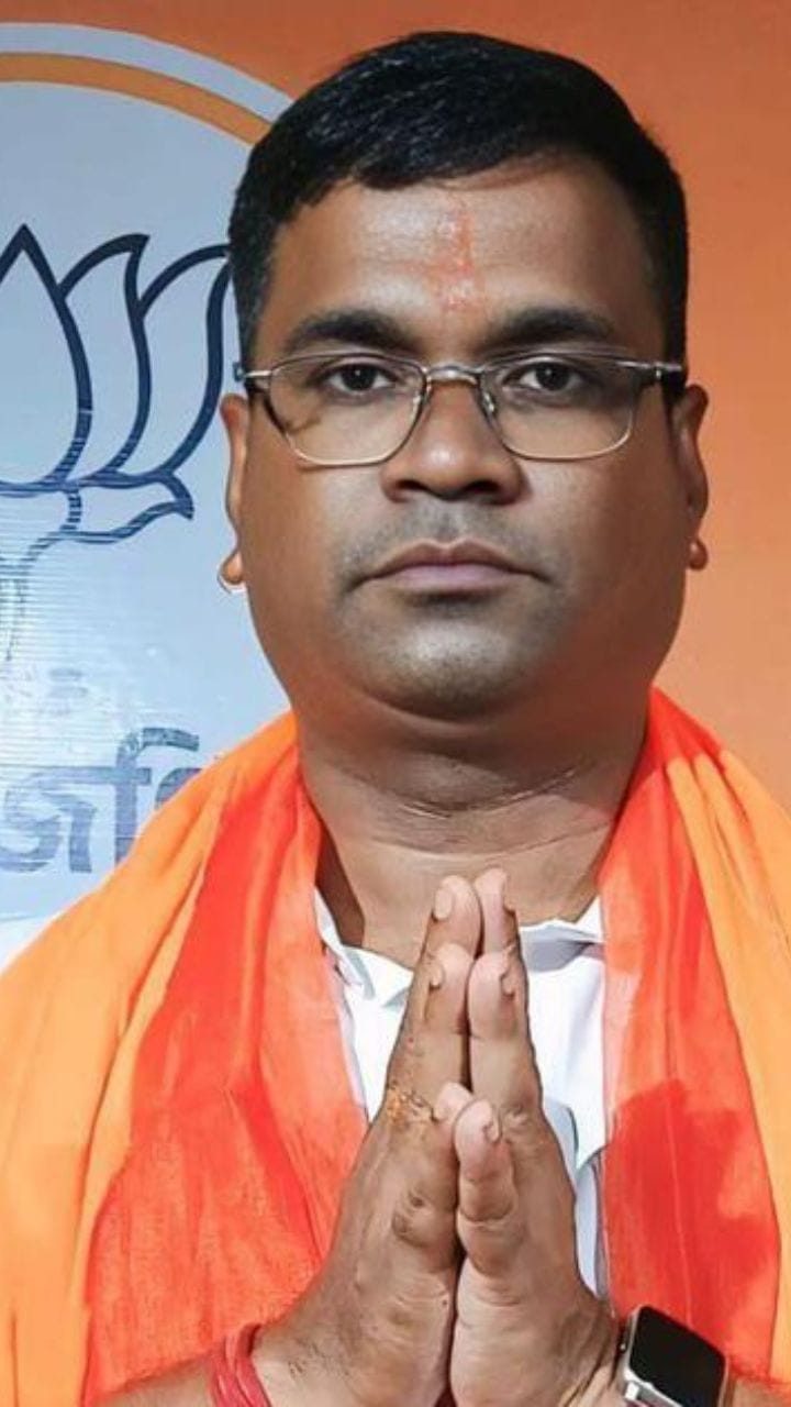 অভিষেক ব্যানার্জির মডেল ভেঙেচুরে ছারখার হয়ে গিয়েছে: দেবাংশু পন্ডা