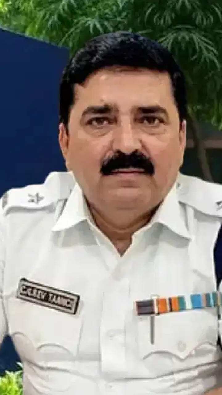 লুকআউট নোটিশের পরেই সিজিও কমপ্লেক্সে হাজিরা, ইডির ম্যারাথন জিজ্ঞাসাবাদের মুখে ডিসি শান্তনু