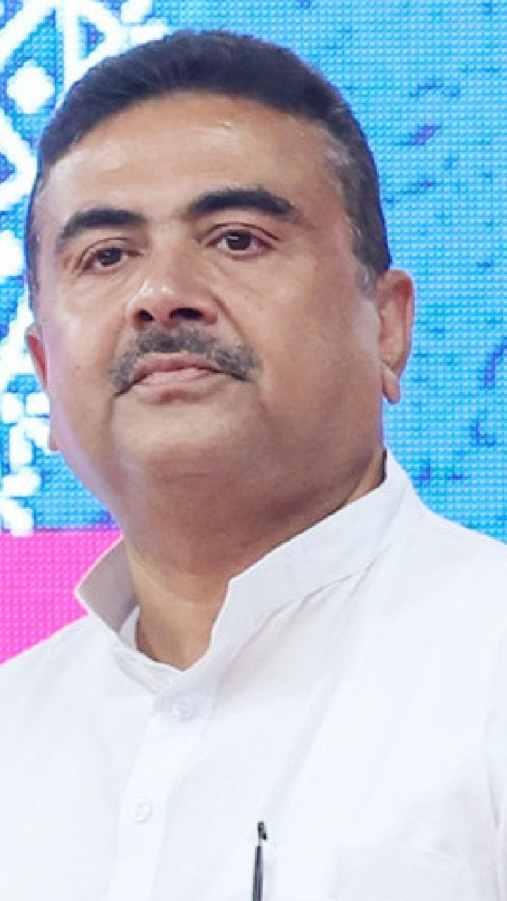 নতুন মুখ্যমন্ত্রীকে শুভেচ্ছা জানাতে পাহাড় থেকে শুভেন্দুর দুয়ারে লেপচা প্রতিনিধি দল