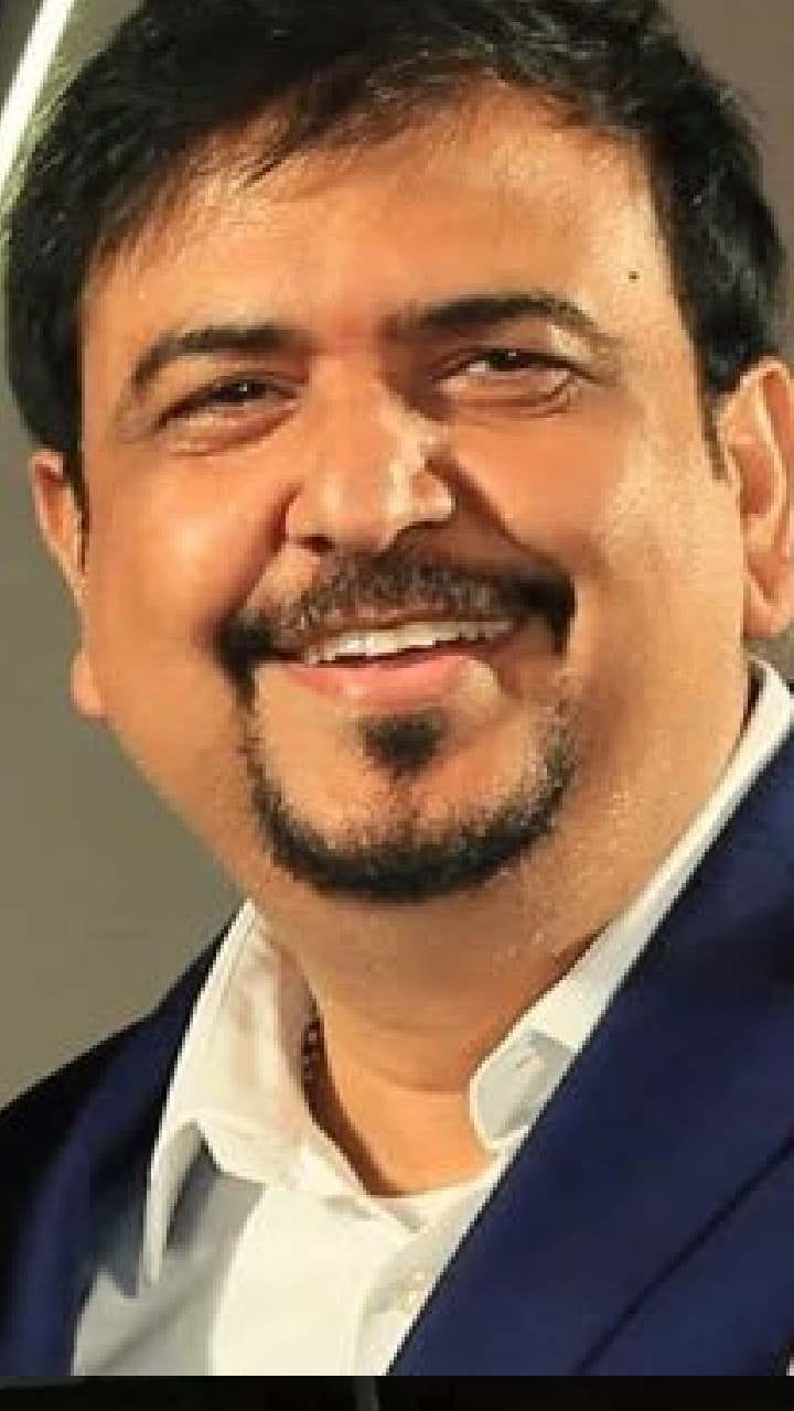 ভোট মিটতেই ইডি দপ্তরে হাজিরা দিলেন মন্ত্রী সুজিত বসু