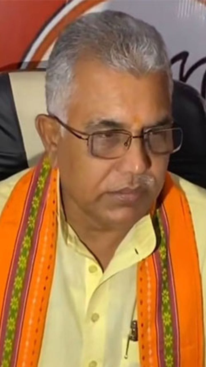 ডিম ছুড়ে নষ্ট করবেন না: দিলীপ