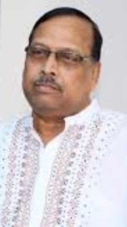 সুখেন্দুদাকে লাস্ট বেঞ্চে বসানো হয়েছে...: ঋতব্রত