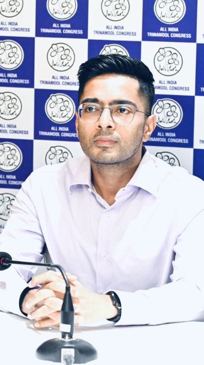 এবার ফলতা থানাতেও অভিষেকের বিরুদ্ধে অভিযোগ দায়ের