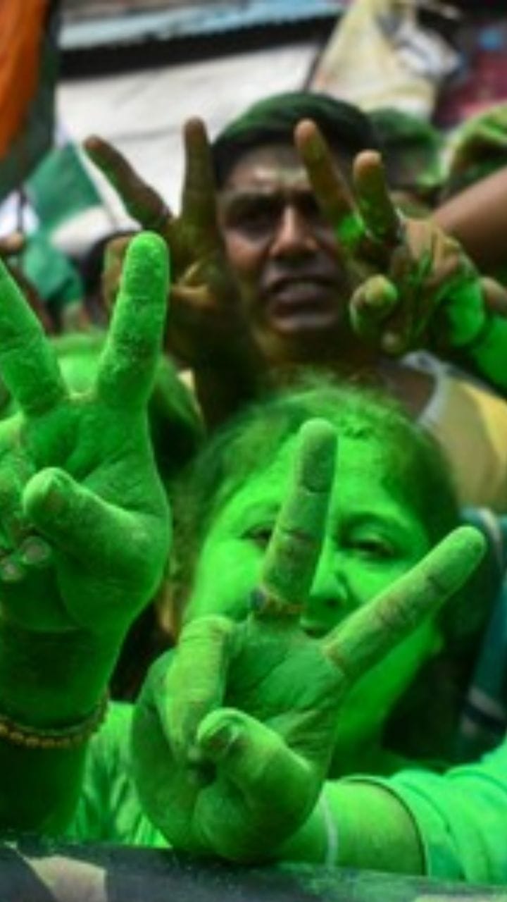 খাটের তলায় লুকিয়ে TMC নেতা, গ্রেফতার করল পুলিশ