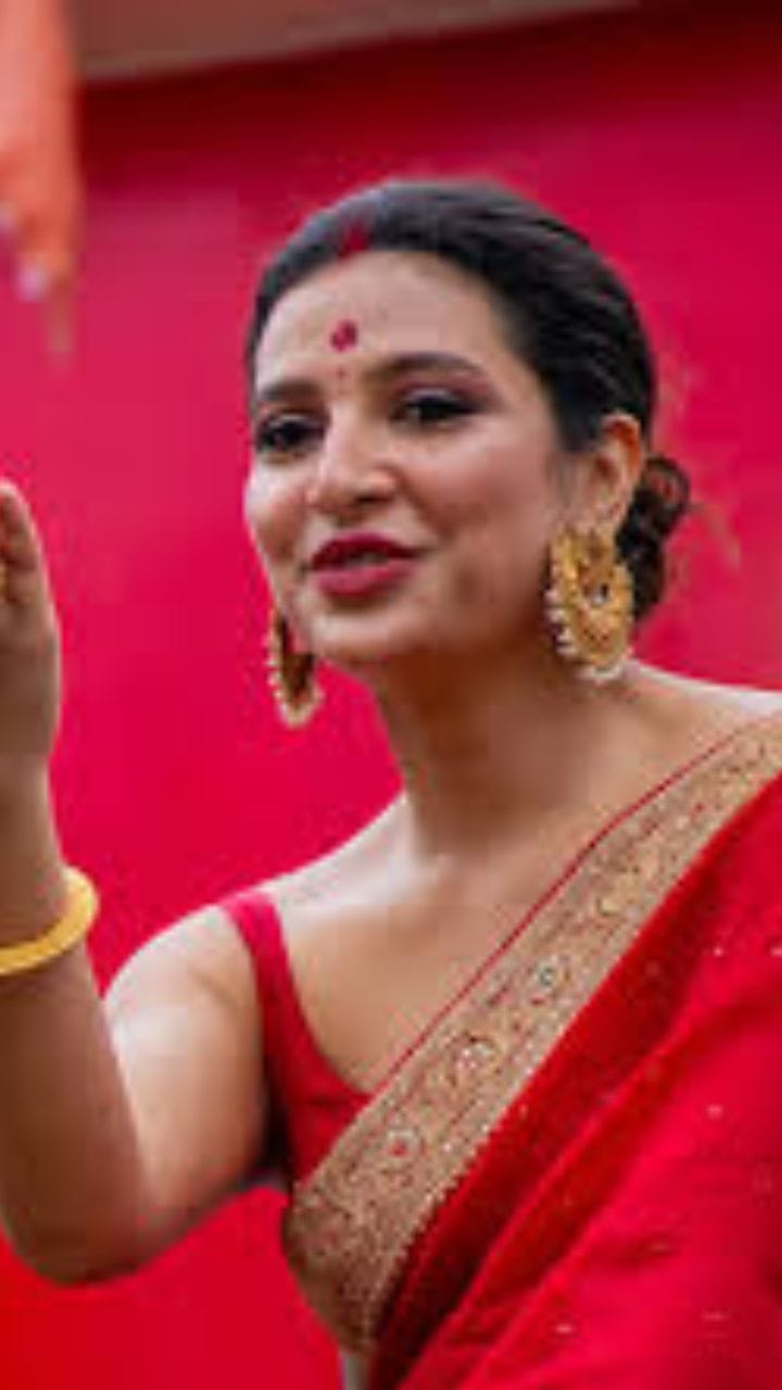 শুভশ্রীর চোখে বেশি হ‍্যান্ডসাম কে? প্রসেনজিৎ, যীশু নাকি সৌরভ?