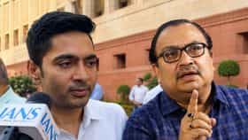 কুণাল তাঁর বিরুদ্ধে বলেছেন শুনেই দিল্লিতে মুখ খুললেন অভিষেক