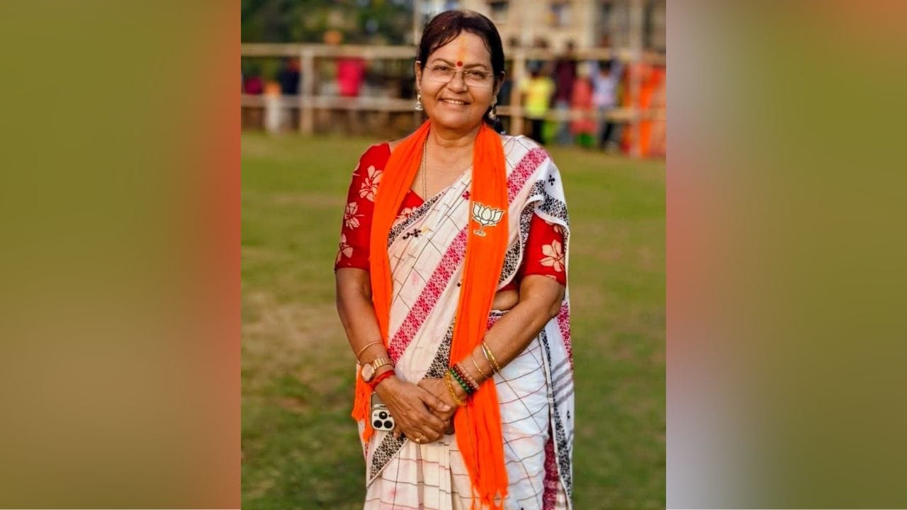 Gargi Das Ghosh: মা ছিলেন বাম জমানায় মন্ত্রী, বিজেপির মন্ত্রিসভায় মেয়ে