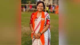 মা ছিলেন বাম জমানায় মন্ত্রী, বিজেপির মন্ত্রিসভায় মেয়ে