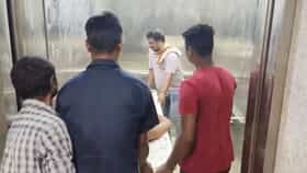 মৃত্যুর মুখ থেকে ফিরে স্ত্রীকে কোপালেন স্বামী, ফের আত্মহত্যার চেষ্টা