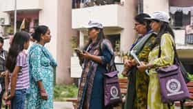 আপনার ল্যাপটপ বা গাড়ি-বাইক আছে কি? জনগণনায় কেন এই প্রশ্ন করছে সরকার?