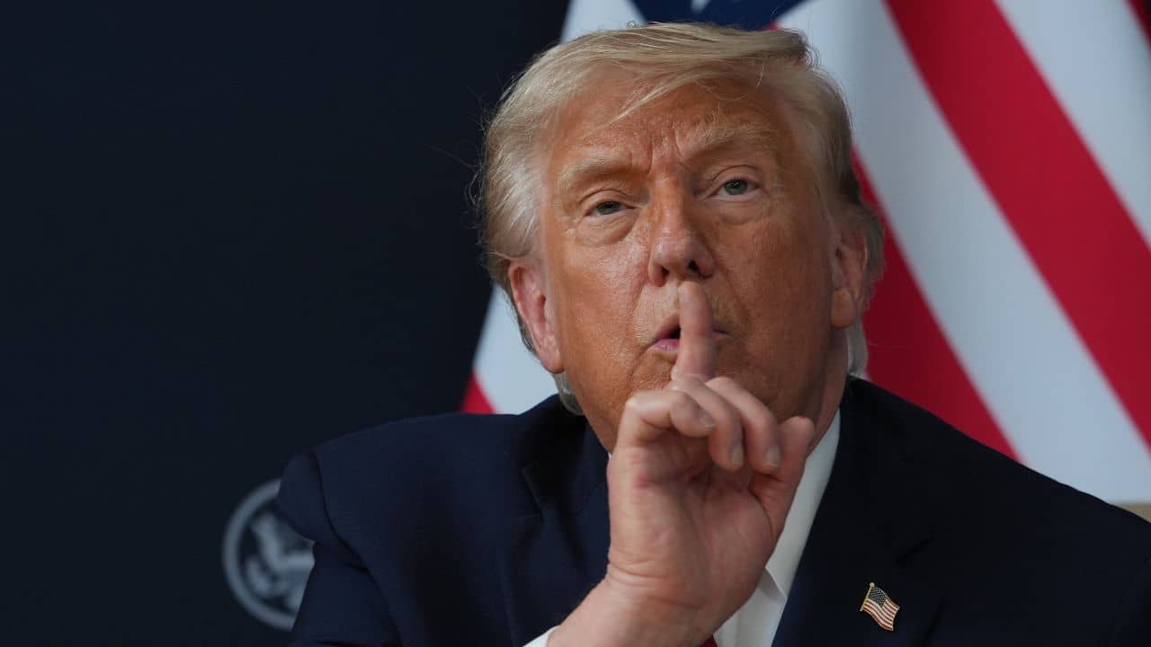 Donald Trump: ইরান চুক্তি না মানলে, যা করার প্রয়োজন আমি করব, ফের হুঁশিয়ারি ট্রাম্পের