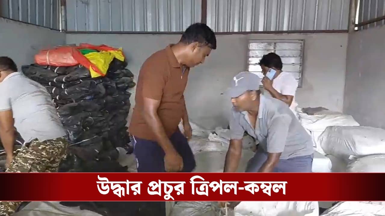 Ex TMC MLA: একটা কম্বল চাইলেও দিতেন না, তৃণমূলের সেই প্রাক্তন বিধায়কের বাড়িতে পুলিশ হানা দিতে কী উদ্ধার হল একবার দেখুন