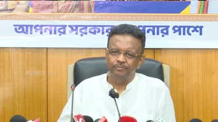 কেন মেয়র পদ থেকে ইস্তফা? প্রশ্ন তোলার আগে নিজেই জবাব দিলেন ফিরহ...