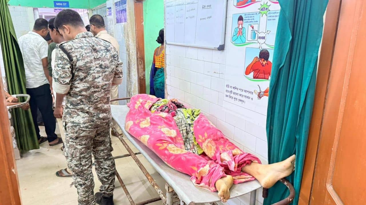 Jalpaiguri family attack case: পরিবারের একের পর এক সদস্যকে কোপ কিশোরের, মৃত মহিলা, কারণ ঘিরে রহস্য