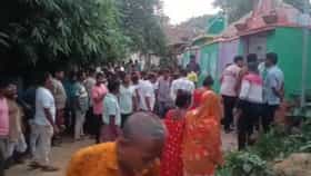 ৭ দিন আগে ডেকে নিয়ে গিয়ে অন্ধকার করে... সর্বস্ব খোয়াল TMC নেতার পরিবার