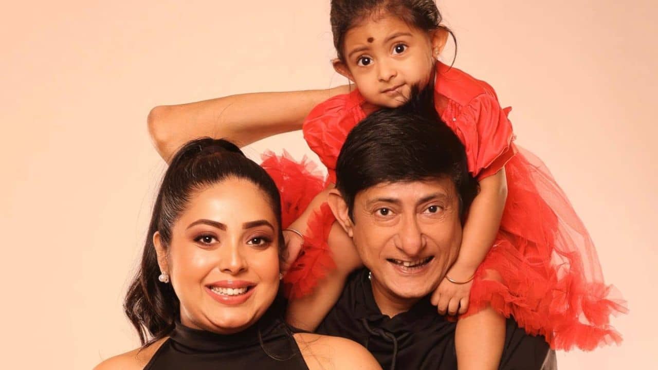 শ্রীময়ী আমার ‘বায়ুমণ্ডল’, ও ছাড়া বাঁচা অসম্ভব! স্ত্রীয়ের জন্মদিনে কাঞ্চনের আবেগঘন খোলা চিঠি