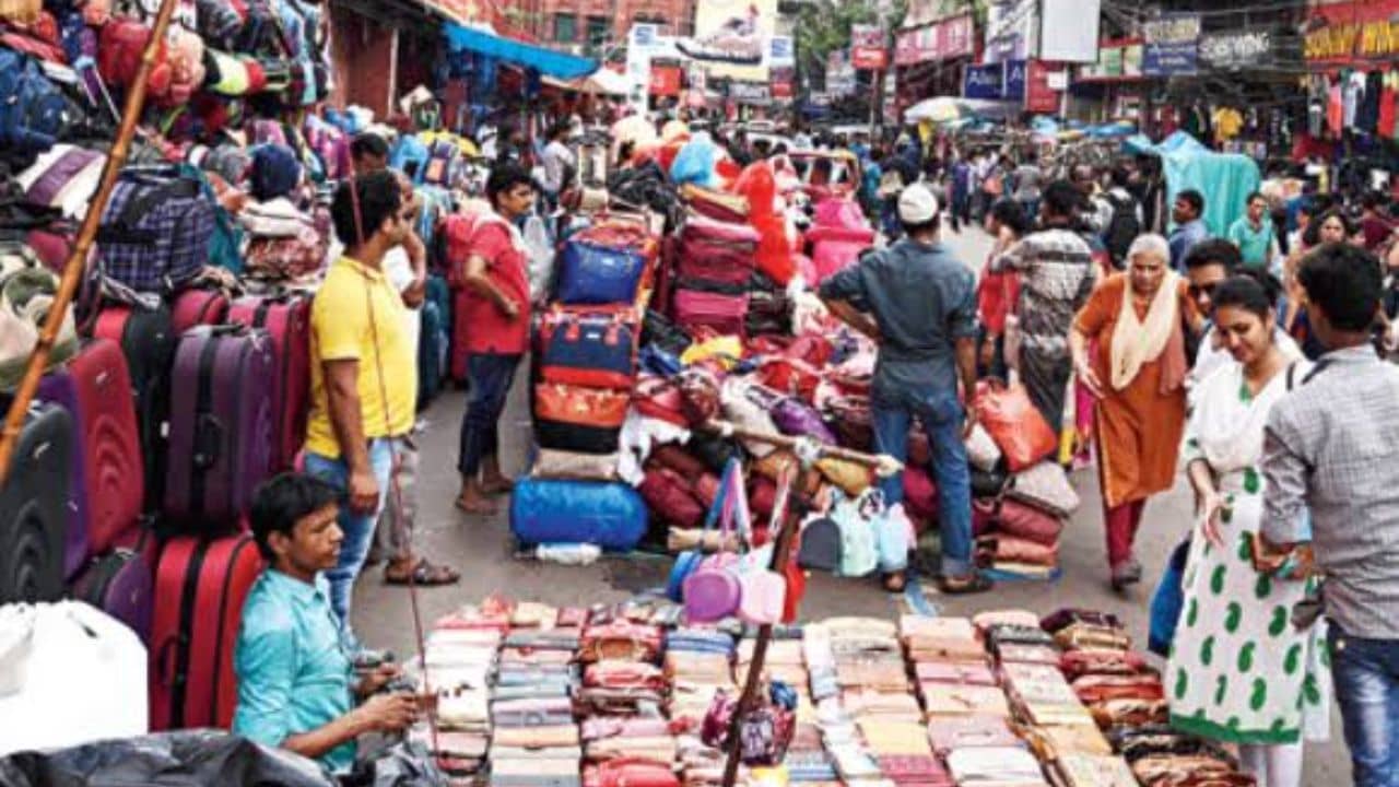 Kolkata Municipal Corporation: বদলে যাচ্ছে কলকাতার ফুটপাথ? মহানগরে নতুন করে হবে ভেন্ডিং, নন-ভেন্ডিং জোন সার্ভে