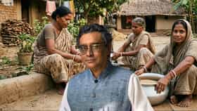 লক্ষ্মীর ভাণ্ডার আর অন্নপূর্ণা ভাণ্ডারের তফাৎটা বোঝালেন অর্থমন্ত্রী