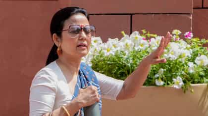 এবার কি গ্রেফতার হবেন মহুয়া? জারি গ্রেফতারি পরোয়ানা