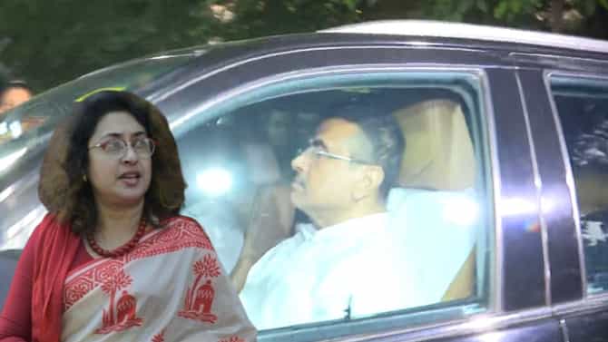LIVE: শতাব্দীর বাড়িতে ঢুকলেন শুভেন্দু, চলছে বৈঠক
