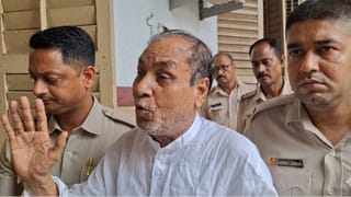 Hooghly: গোঁফ কামিয়ে মলদ্বীপে পালাচ্ছিলেন তৃণমূল নেতা? বিস্ফোরক অভিযোগ