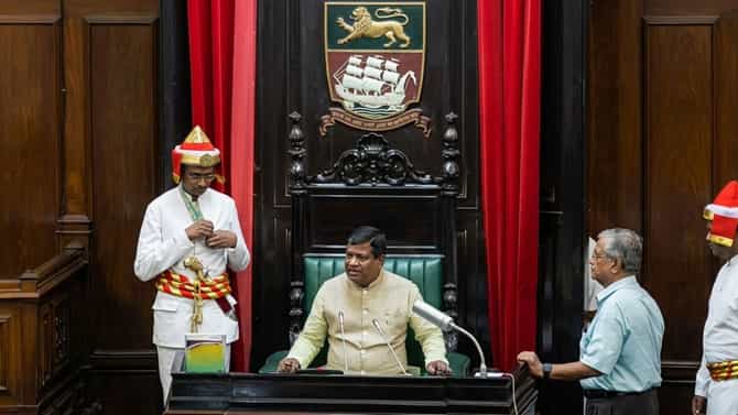 আসছে বড় বিল, একদিনের জন্য বসছে জরুরি অধিবেশন, যুদ্ধকালীন তৎপরতায় চলছে