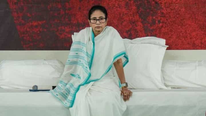 Former Chief Minister Mamata Banerjee: প্রাক্তন মুখ্যমন্ত্রীর বিরুদ্ধে দেশবিরোধী মন্তব্যের অভিযোগ Former Chief Minister Mamata Banerjee: প্রাক্তন মুখ্যমন্ত্রীর বিরুদ্ধে দেশবিরোধী মন্তব্যের অভিযোগ