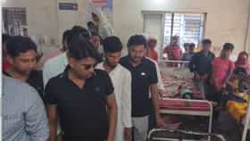 স্যালাইন খুলতে গিয়ে ৩ মাসের শিশুর আঙুলই গেল বাদ! ভয়ঙ্কর অভিযোগ মালদহে