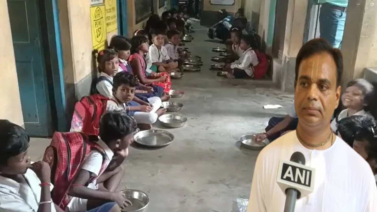 Mid day Meal: মিড ডে মিলে কি ডিম থাকবে? সোশ্যাল মিডিয়ায় মেনু ছড়িয়ে পড়তেই মুখ খুলল ইসকন Mid day Meal: মিড ডে মিলে কি ডিম থাকবে? সোশ্যাল মিডিয়ায় মেনু ছড়িয়ে পড়তেই মুখ খুলল ইসকন