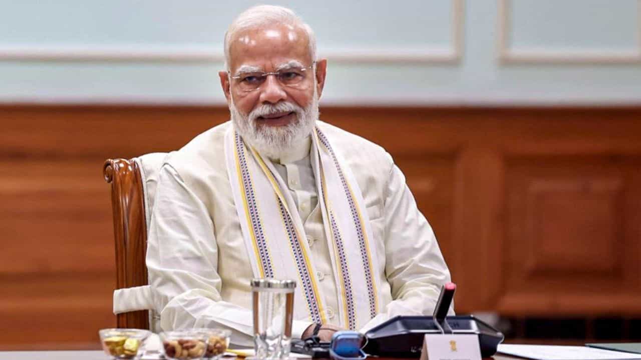Modi Govt Achievement: ফ্রি-তে রেশন থেকে শুরু করে আয়ুষ্মান ভারত, করছাড়, ১২ বছরের সাফল্যের খতিয়ান দিলেন খোদ প্রধানমন্ত্রী Modi Govt Achievement: ফ্রি-তে রেশন থেকে শুরু করে আয়ুষ্মান ভারত, করছাড়, ১২ বছরের সাফল্যের খতিয়ান দিলেন খোদ প্রধানমন্ত্রী