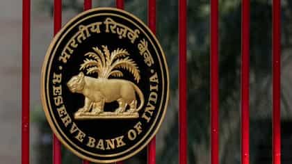 KYC আপডেট না করালে কি ব্যাঙ্ক অ্যাকাউন্ট ব্লক হয়ে যাবে? কী বলছে RBI?