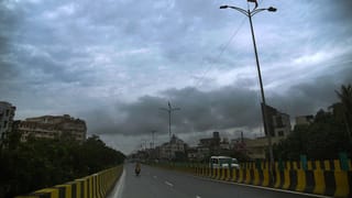 Rain Forecast in Bengal: বাংলায় এখনই ‘গ্রেফতার’ হতে চায় না বর্ষা, বড় আপডেট দিল আলিপুর