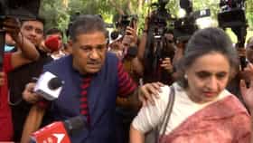 LIVE: বিদ্রোহীরা যাওয়ার আগেই লোকসভার স্পিকারের বাসভবনে সাগরিকা-কীর্তি