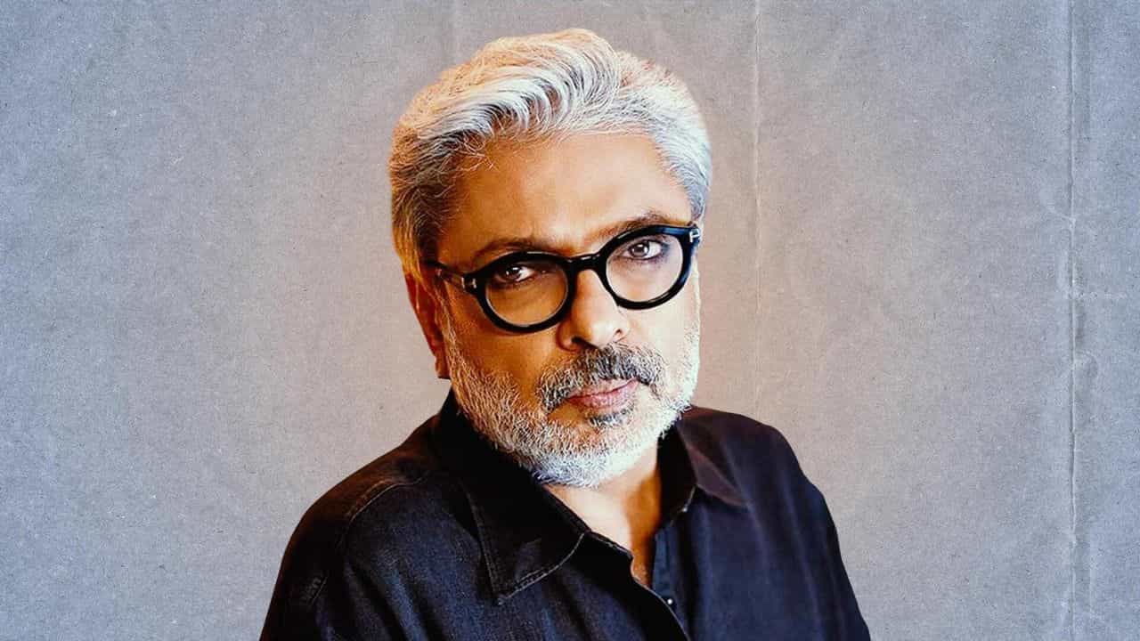বনশালির শুটিং ফ্লোরে মৃত্যু কর্মীর, কত টাকা ক্ষতিপূরণ দিতে হবে পরিচালককে? বনশালির শুটিং ফ্লোরে মৃত্যু কর্মীর, কত টাকা ক্ষতিপূরণ দিতে হবে পরিচালককে?