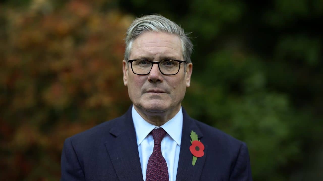 British Prime Minister Keir Starmer: ব্রিটেনের প্রধানমন্ত্রীর পদ থেকে ইস্তফা কিয়ার স্টারমারের, কেন এই বড় সিদ্ধান্ত?