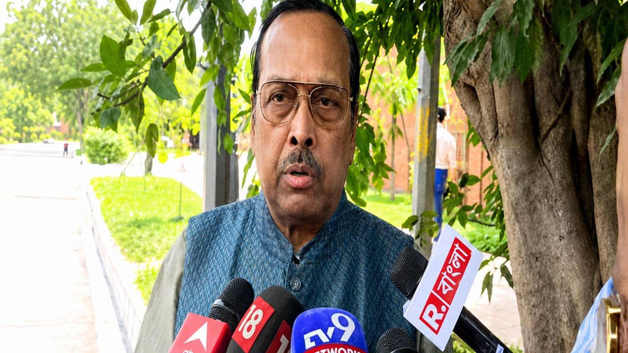 Sukhendu Sekhar Roy: রাজ্যসভার সাংসদ পদ থেকে ইস্তফা সুখেন্দু শেখরের, ছাড়লেন দলও