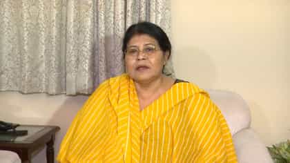 একজন লিডারের কেমন হওয়া উচিত? শুভেন্দু-মমতার তুলনা টেনে বোঝালেন সঙ্গীতা