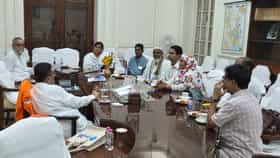 গ্রেফতারি চেয়ে শুভেন্দুর কাছে তামান্নার মা, রাতেই পুলিশ তুলল ২ জনকে