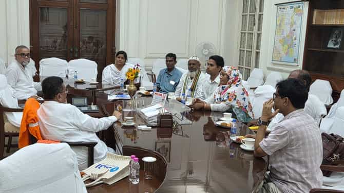 গ্রেফতারি চেয়ে শুভেন্দুর কাছে তামান্নার মা, রাতেই পুলিশ তুলল ২ জনকে