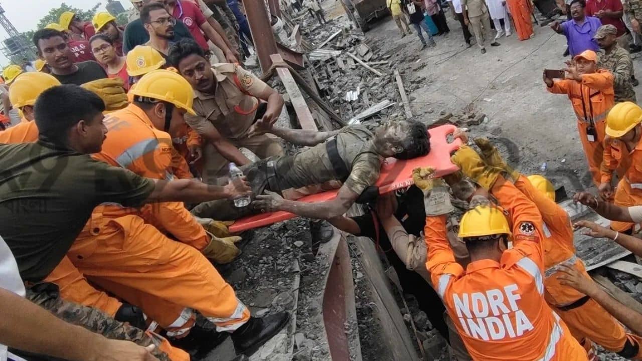 Taratala factory collapse: তারতলার ঘটনায় উচ্চপর্যায়ের তদন্ত কমিটি গঠন রাজ্য সরকারের, সাত দিনের মধ্যে দিতে হবে রিপোর্ট